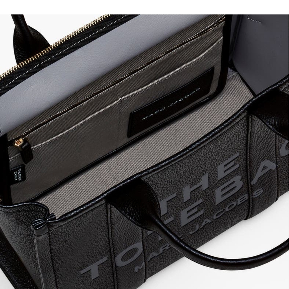 Marc Jacobs Black Tote Bag - Picture 8 of 13